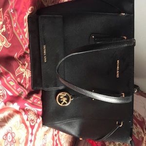 Michael kors purse, wallet bundle.